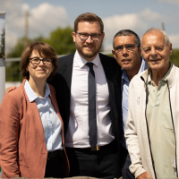 De gauche à droite : Isabelle Vallentin, DGA Solideo, Quentin Gesell, Maire de Dugny, José Violas, Adjoint au maire délégué au Sport, André Veyssière, Maire honoraire de Dugny